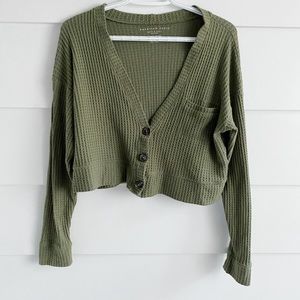 American Eagle Crop Soft &Sexy Plus Button Crop XS